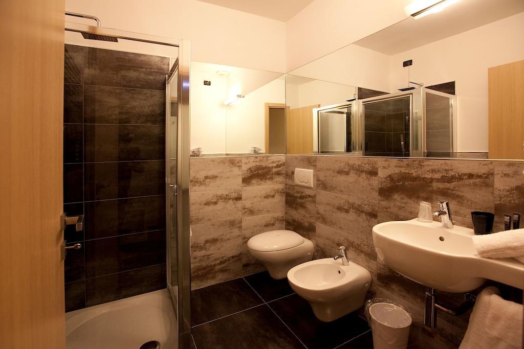 Hotel La Meridiana Settimo Torinese Bilik gambar