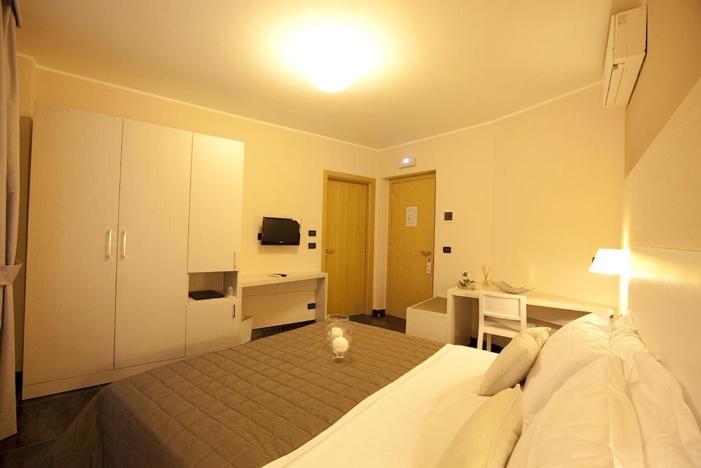 Hotel La Meridiana Settimo Torinese Bilik gambar