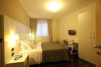 Hotel La Meridiana Settimo Torinese Luaran gambar